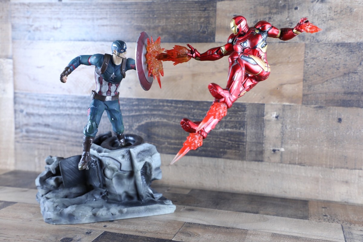 アメコミ Captain America v. Iron Man Statue CAPTAIN AMERICA vs IRON MAN Premium Motion Statue Factory
