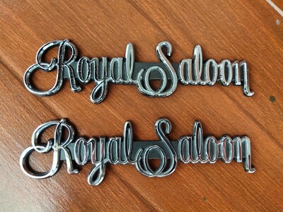 ROYAL SALOON EMBLEM BADGE FOR TOYOTA CROWN USED GENUINE 6.75