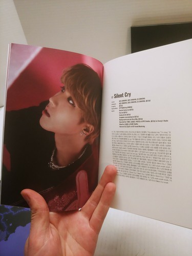 Noeasy 2021 CD box set (incl. 84pg photobook, 16pg lyric book, stickers) K-pop - Foto 5 di 7