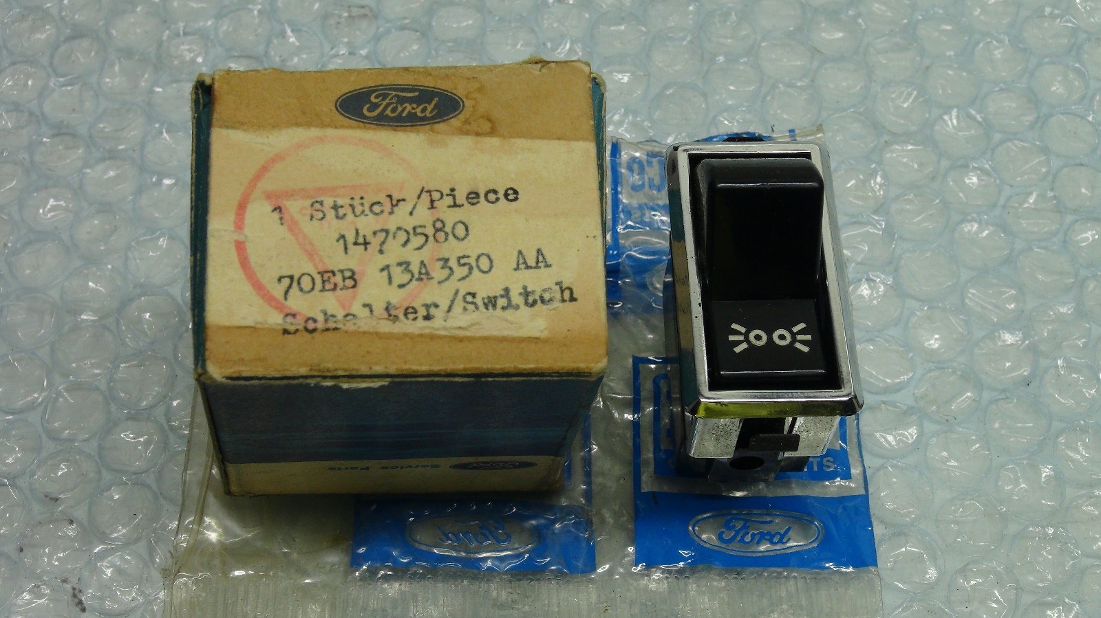 MK1 CAPRI MK1 ESCORT RS GT GENUINE FORD NEW OLD STOCK HAZARD LAMP