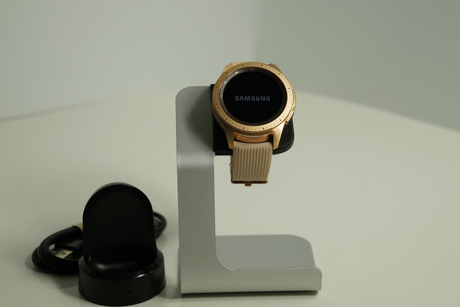 ring Forstyrre kom over Samsung Galaxy Watch SM-R810 42mm Rose Gold (Bluetooth) SM-R810NZDAXAR  887276279565 | eBay