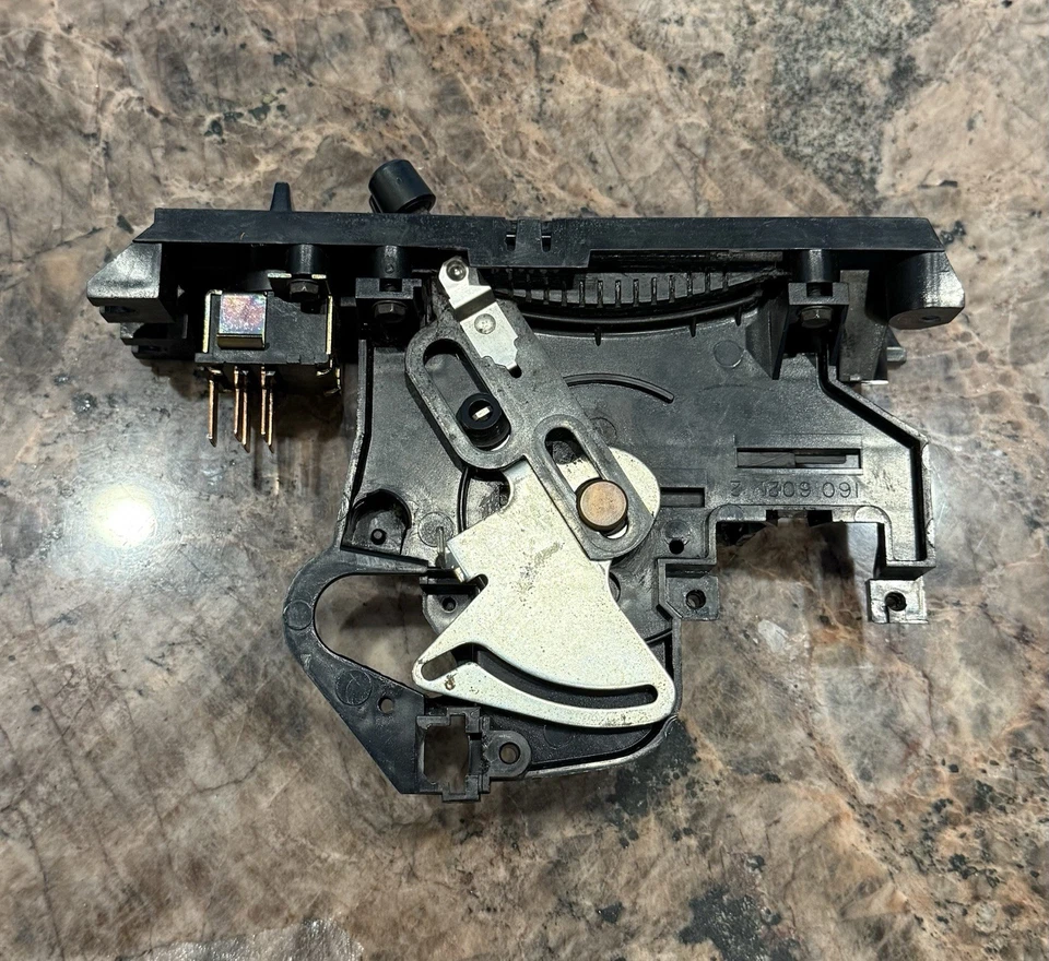 1990-1992 CAMARO A/C & Heater HVAC Climate Control Assembly GM OEM 90-92 - Image 4 of 4