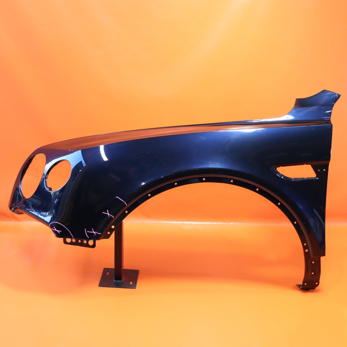 BENTLEY BENTAYGA FENDER LEFT DRIVER 2016-2018 2019 2020 36A821017F OEM DAMAGED