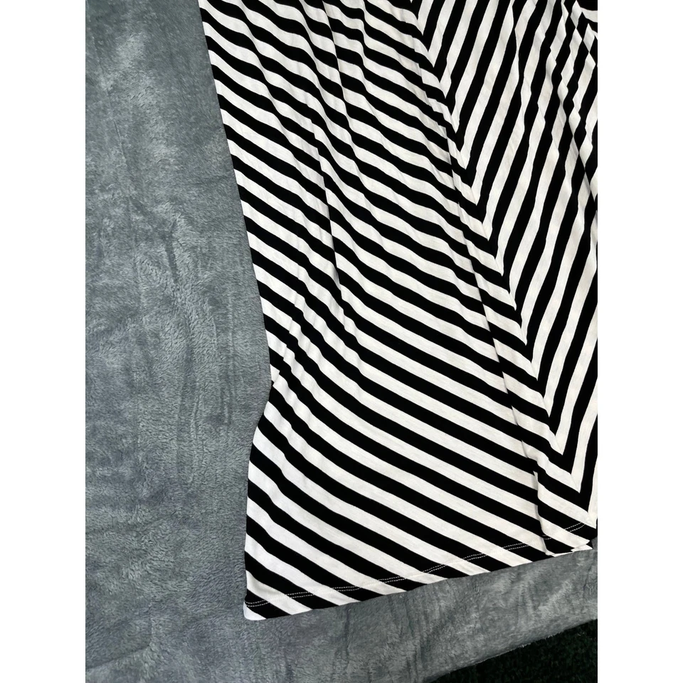 Maxi Falda Para Mujer Nueva Con Etiquetas Diseño Historia Blanco y Negro Rayas Diagonales Talla Missy/L Foto 3 de 4