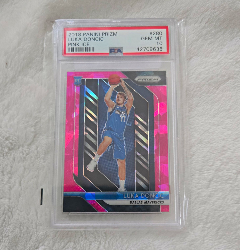 Panini Prizm 2018-19 Luka Dončić #280 Pink Ice Prizm Rookie PSA 10 Mavs