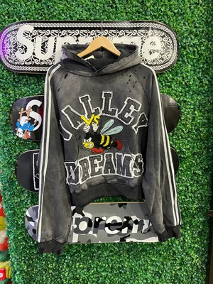 Vale Forever Anthem Pullover  Oreo 