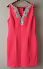 Vince Camuto Embroidered Trim Along The V Neckline Sleeveless Pink Dress Size 8