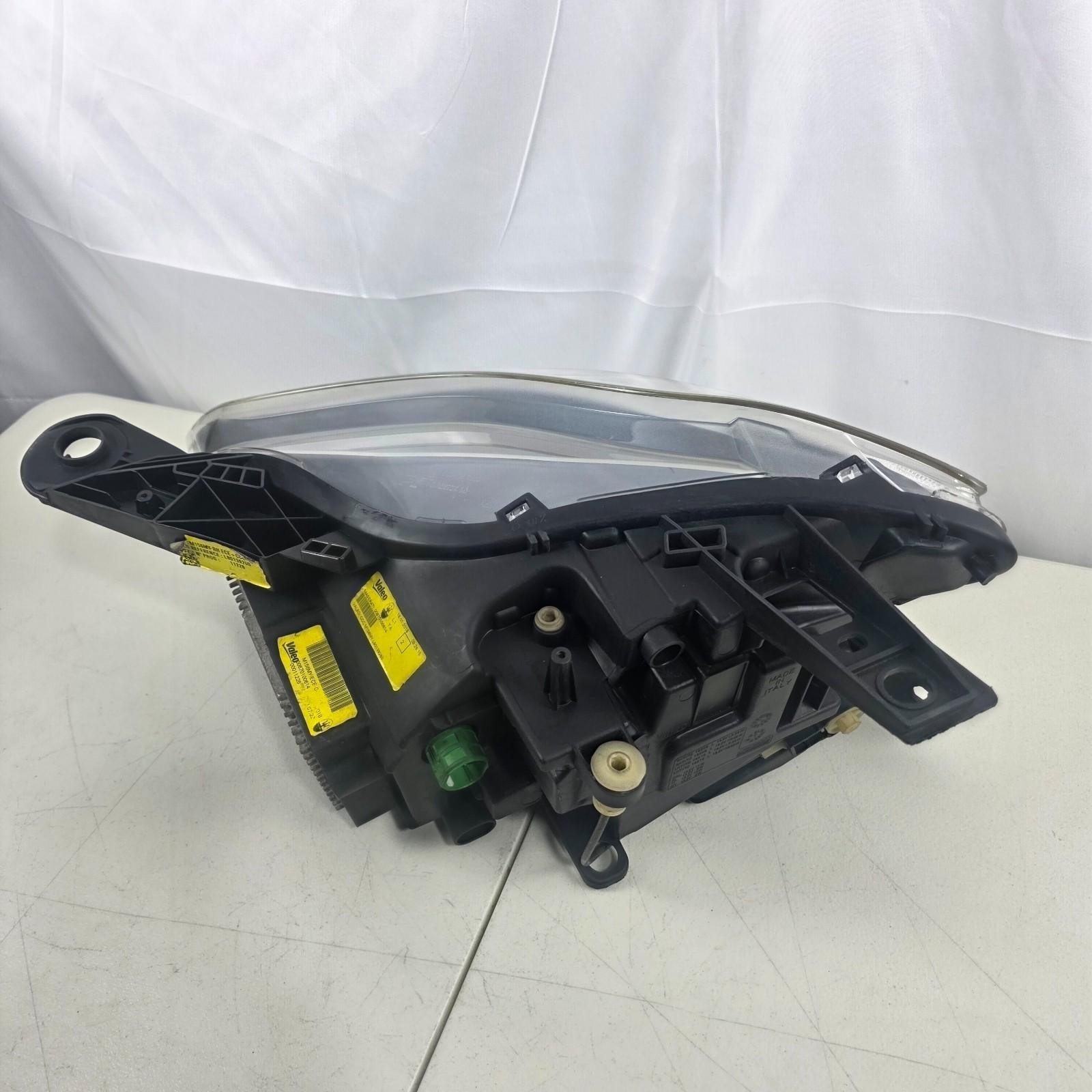 🚗 Maserati Quattroporte PAIR LED EURO HEADLIGHT OEM 670100614 670100615