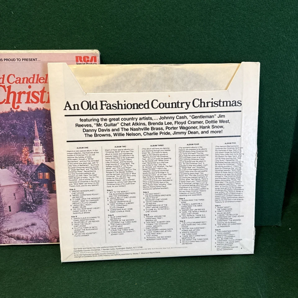 vintage 1978 AN OLD FASHIONED COUNTRY CHRISTMAS~5 -12" LP Album set - Image 4 of 4