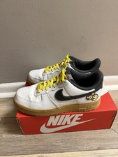 Nike Air Force 1 Low '07 LV8 Go the Extra Smile Size 9.5 - CLEAN - RARELY USED