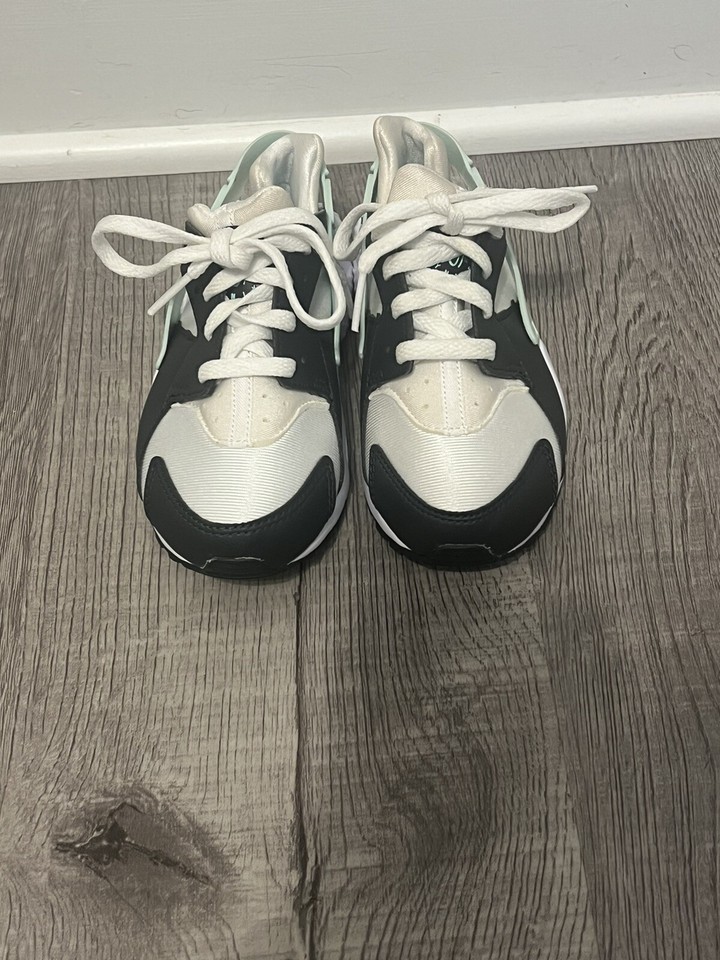 Nike Huarache Run “ Joy Together “ Preschool Girls Shoe. Size 11C eBay
