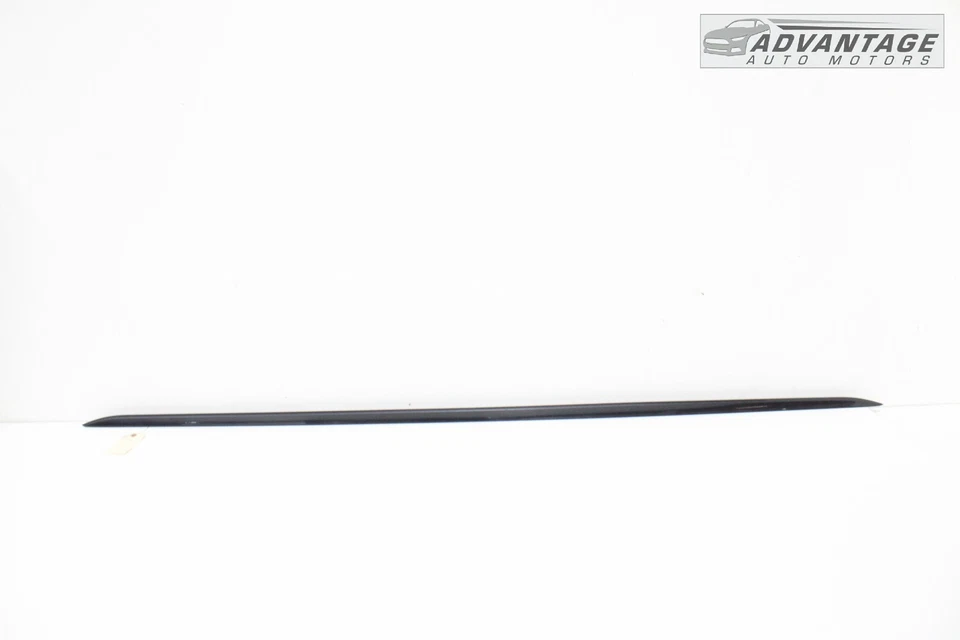 2017-2019 AUDI A4 QUATTRO B9 RIGHT ROCKER PANEL SKIRT MOLDING MANHATTAN GRAY OEM - Image 2 of 4