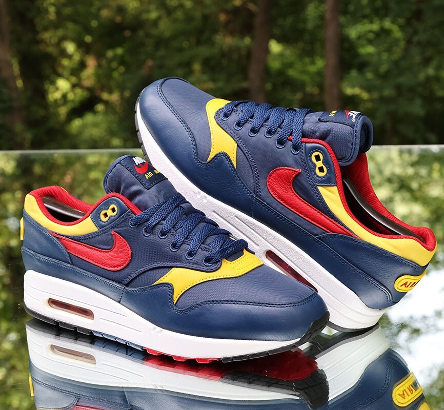 Nike Air Max 1 Snow Beach Men's Size 8.5 Obsidian Red Custom