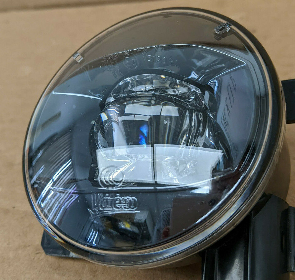 Good 2016  2020 Maserati Levante Front Fog LED Light Right Left OEM 6700 G2U