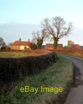 Photo 6x4 Camp Farm Hurley Foul End The low sun illuminates the render o c2006