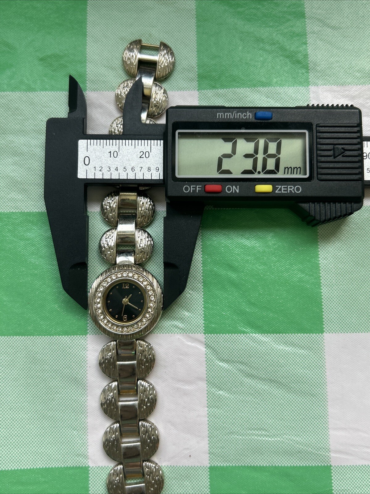 Picture 5 of 6
