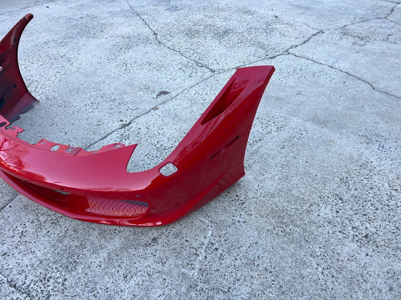 2011 2012 2013 2014 Ferrari F58 Front Bumper Cover OEM Cracked