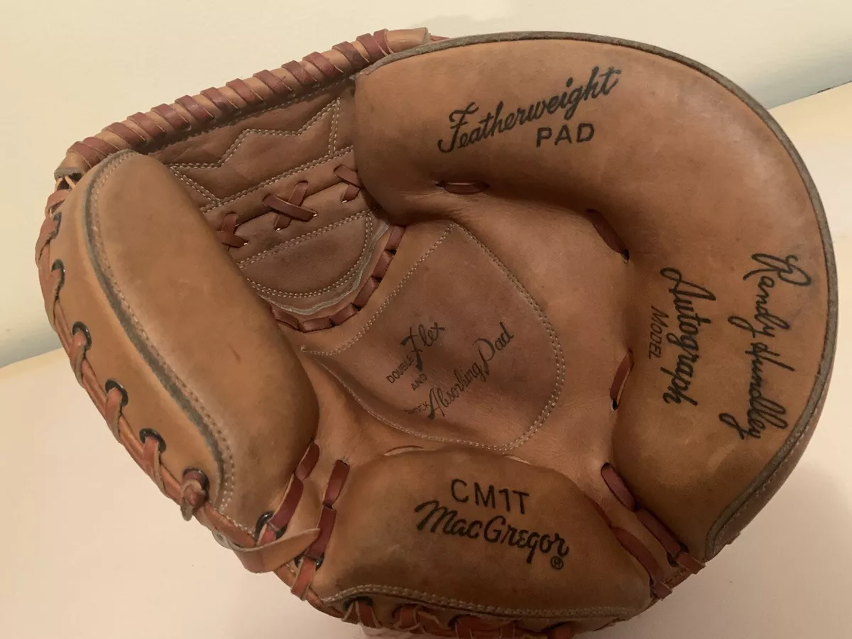 Fastpitch catchers best sale mitt for dad