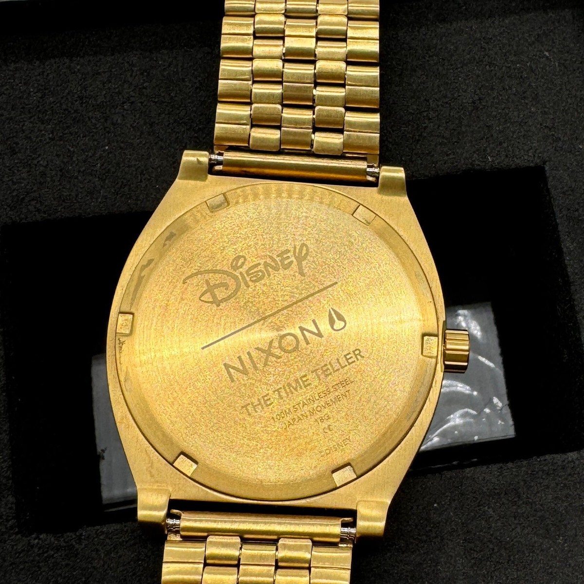 Brand New Nixon x Disney COLLECTORS Watch Time Teller Mickey Hand