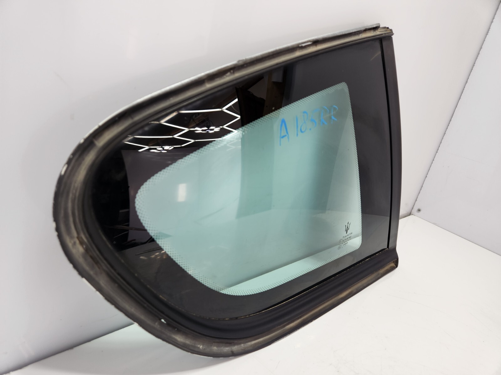 ✅08-19 OEM Maserati GT M145 Coupe Rear Right Passenger Side Window Quarter Glass
