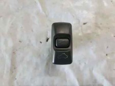 96-00 HONDA CIVIC - EX MODEL ONLY - SUN ROOF SWITCH BUTTON - BLACK - OEM