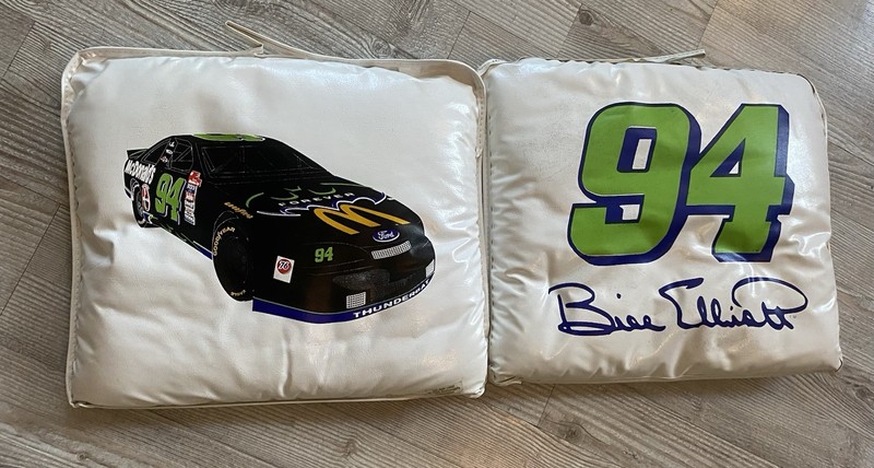 Lot Of 2 VINTAGE NASCAR WINSTON Bill Elliott #94 STADIUM SEAT CUSHION Ford