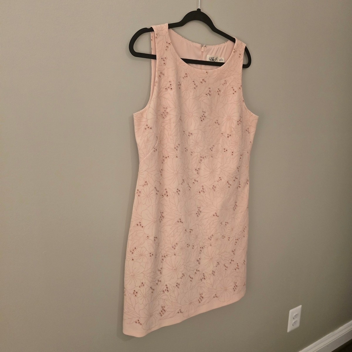 blush pink wedding guest dress Spaghetti Straps Pleats Long with Bowknow Back The floor Wedding Guest Outfit // Blush
