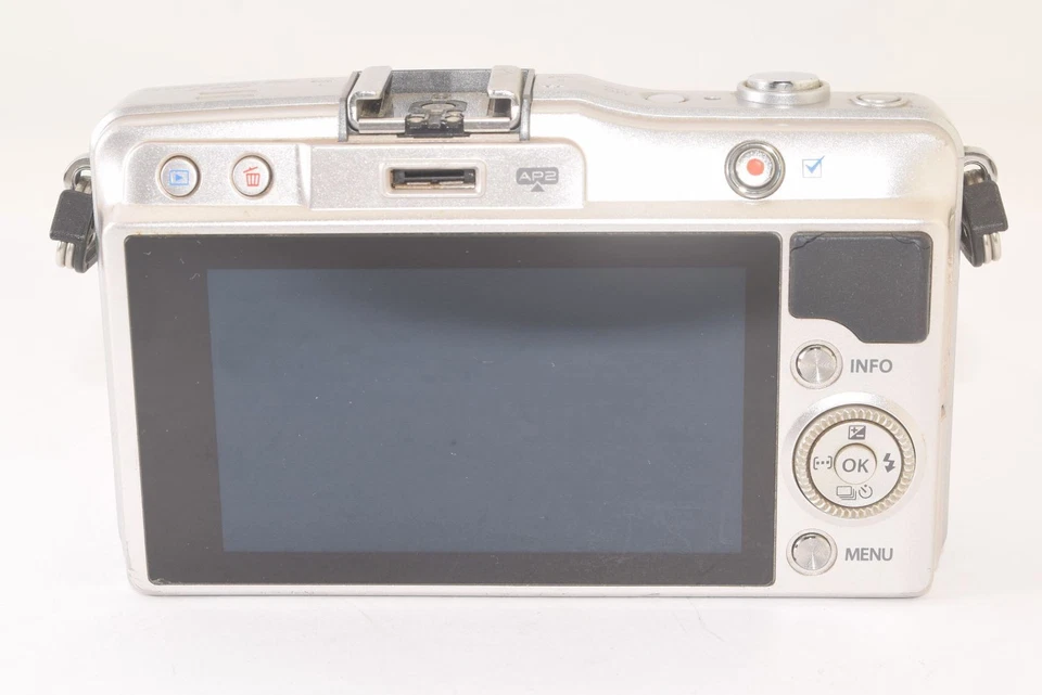 OLYMPUS PEN Mini E PM2 Body Silver 4428 Shots Mirrorless Camera Japan - Image 2 of 4