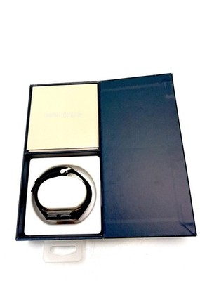 Fitbit Versa Smart Watch Black Aluminum S & L Bands