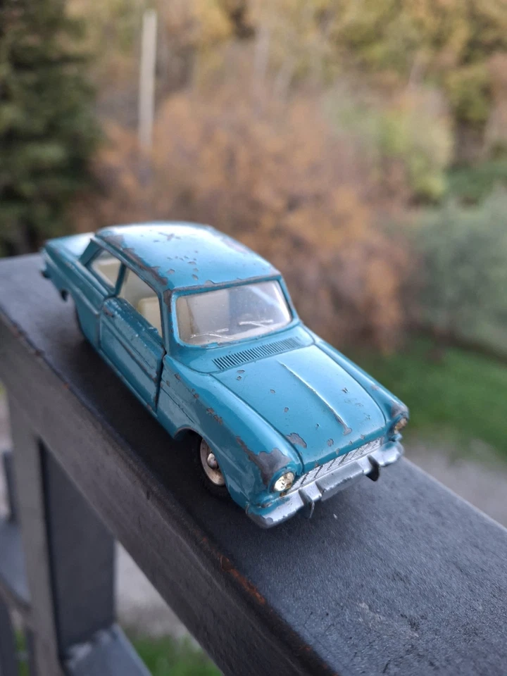 Dinky Toys Ford Taunus 12M Meccano France 1/43 S38 63 SGDG - Immagine 2 di 4