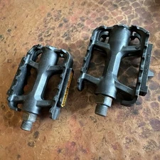 VINTAGE 80'S / 90'S BLACK WELLGO K20410 MTB / ATB PEDALS