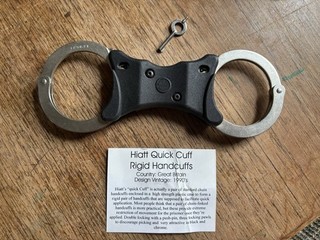 Vintage Handcuffs Hiatt “Quick Cuff” Rigid Handcuffs 1990’s w/ Key