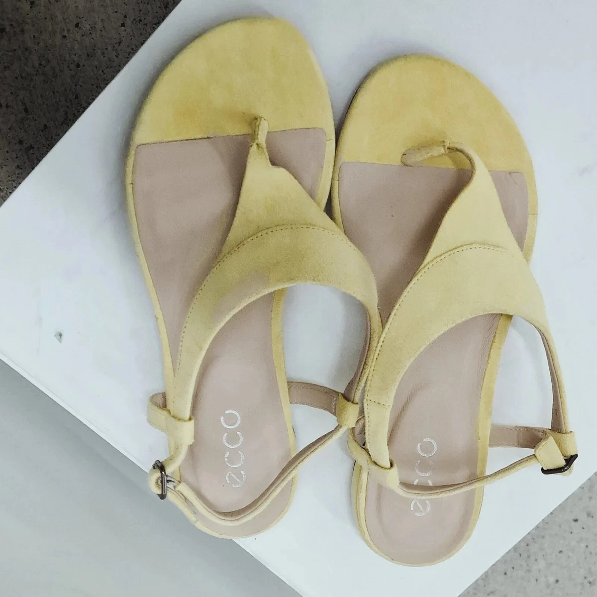 ECCO YELLOW SUEDE FLAT SANDALS Uk5.5 EU38
