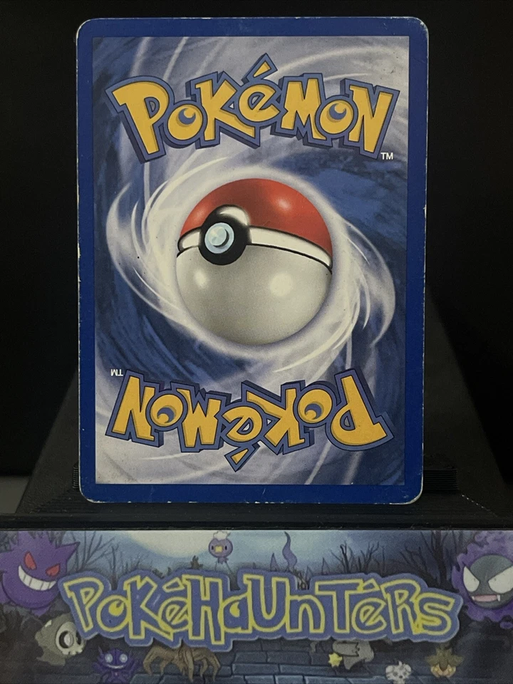 Pokemon Card Pikachu 70/111 Neo Genesis WOTC Played 2 - Image 4 of 4