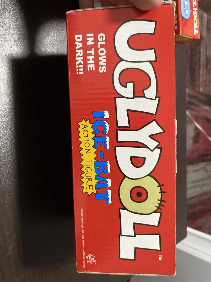 UGLYDOLL Ice Bat Special Glow Figura de Acción Muñeca Fea Horvath Juego de 4 + Cajas Foto 2 de 4