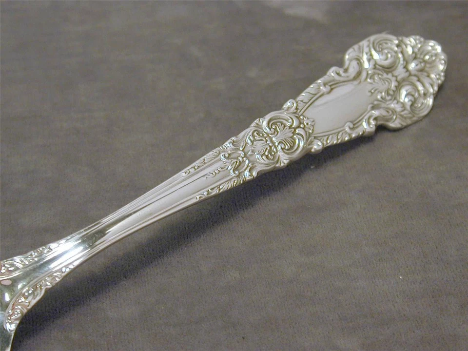 Reed & Barton French Renaissance Sterling 5 7/8" Teaspoon 1941 Silver 925 - Image 3 of 4
