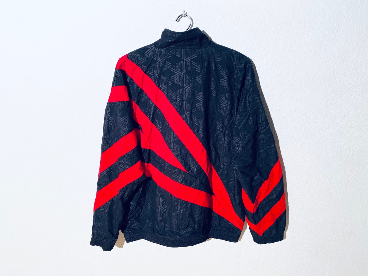 90s UMBRO ホワイト ネイビー ジャージ XLサイズ SHIPS any別注】UMBRO: 90s ロゴ サッカー スウェット