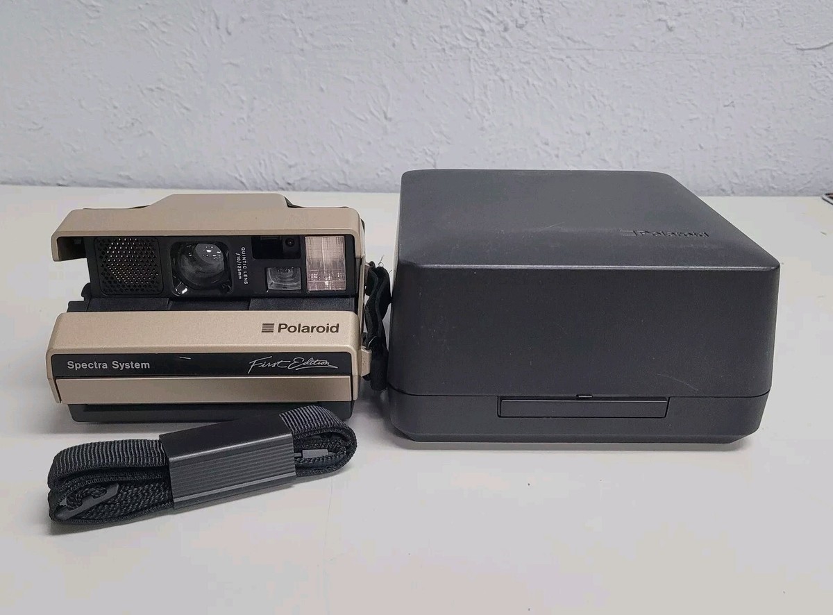 VINTAGE 1986 POLAROID SPECTRA SYSTEM FIRST EDITION INSTANT CAMERA