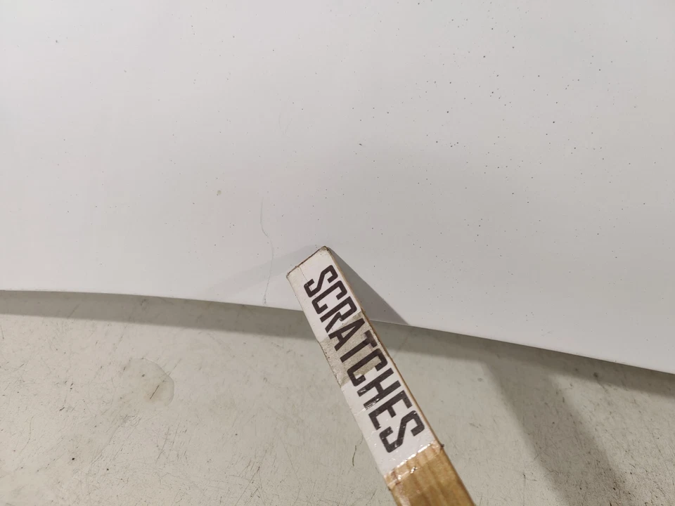 2014-2018 JEEP CHEROKEE HOOD BONNET OEM - Imagem 2 de 4