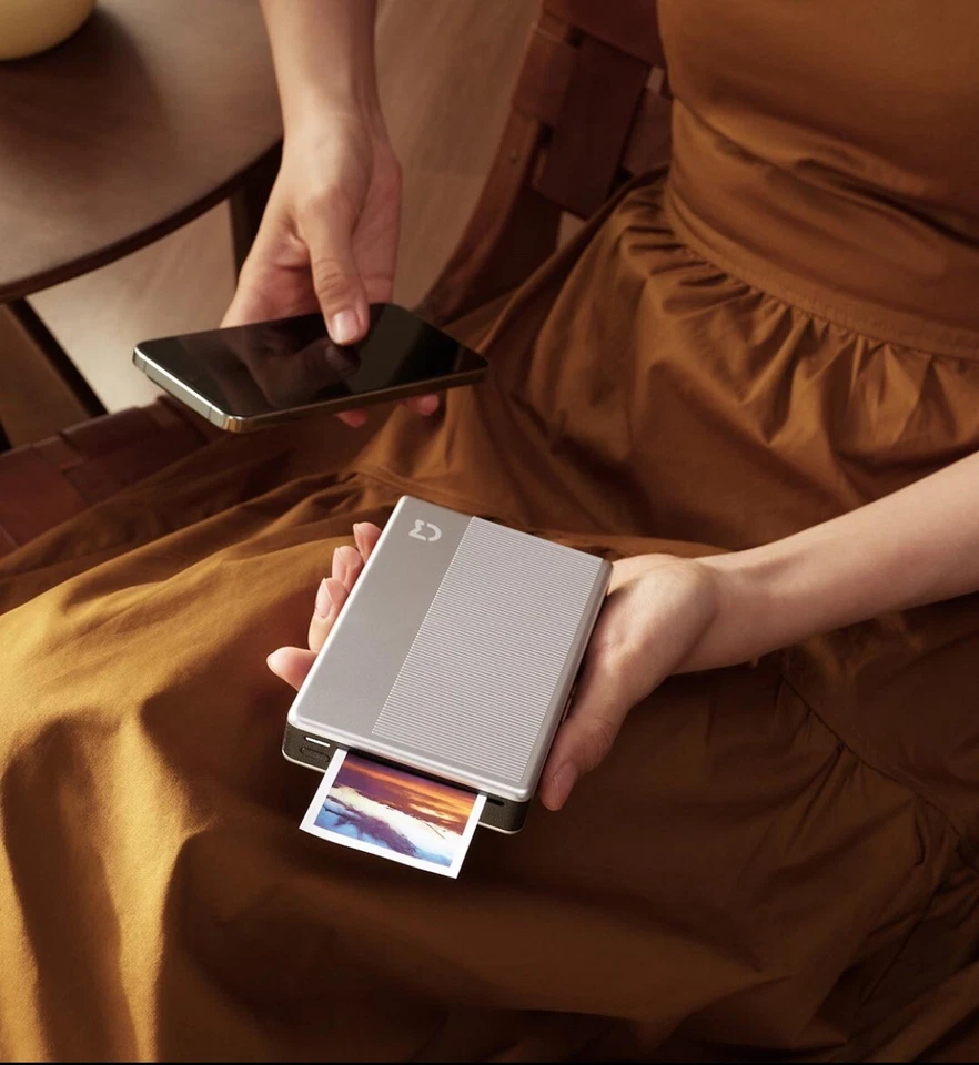 Xiaomi mijia AR Pocket Printer 1S Portable Photo Mini Pocket With Zink DIY Share - Image 2 of 4