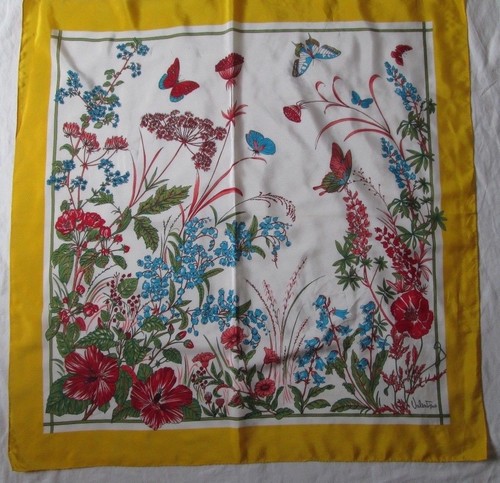 Sublime foulard VALENTINO en soie vintage scarf - 90 cm x 89 cm | eBay