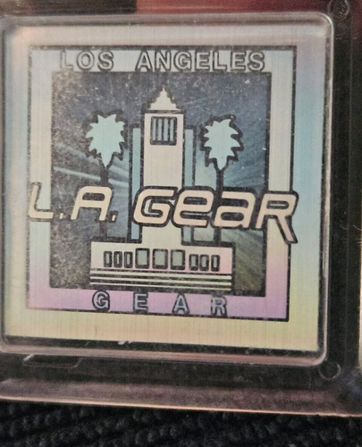 LA Gear Holograph color changing Keychain - cool retro 80's Hologram look below - Picture 2 of 6