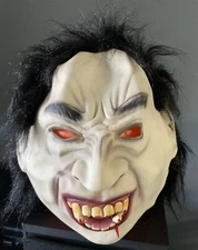 EUC 2002 The Paper Magic Group Dracula Vampire Latex Rubber Mask RARE VINTAGE