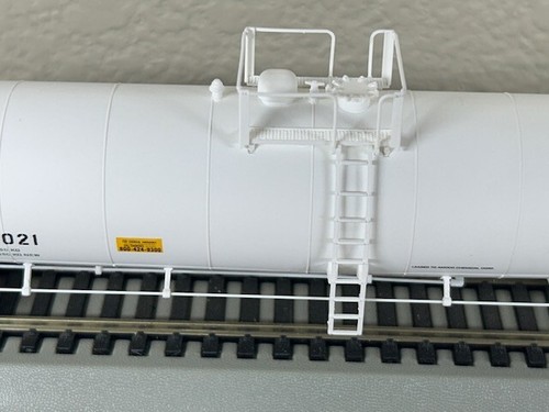 AMOCO CHEMICAL Co 28500 TANK CAR ETCHED METAL HO SCALE NEW - Picture 11 of 15