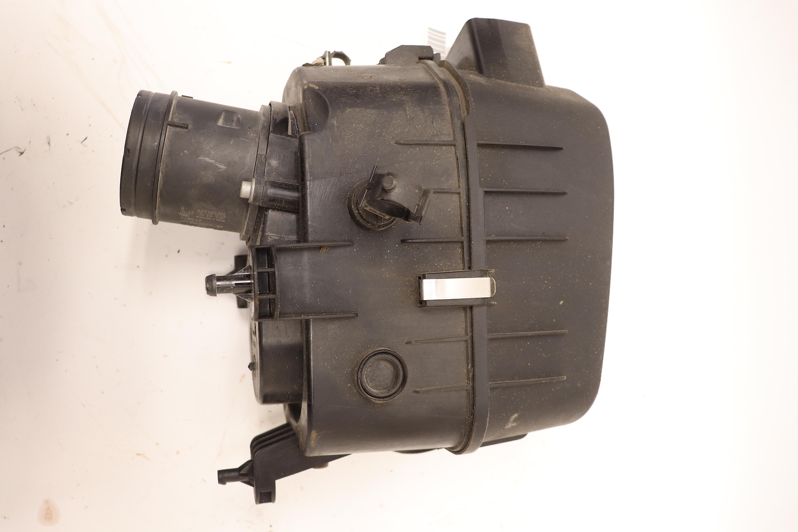2014-2016 MASERATI QUATTROPORTE RIGHT SIDE AIR INTAKE CLEANER FILTER BOX OEM