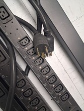 APC AP7941 Switched Rack PDU, 4992VA, 208V, 30A,