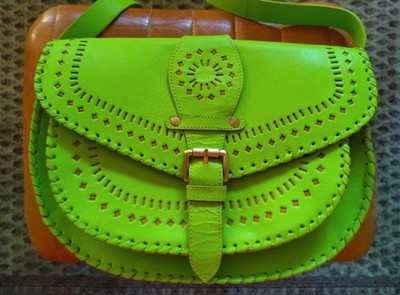 Cleobella California Leder Umhängetasche in Neon grün, Neu ohne Etikett