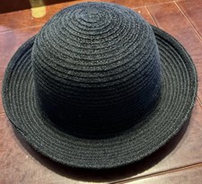 VINTAGE LADIES DESIGNER HAT BY BETMAR OS