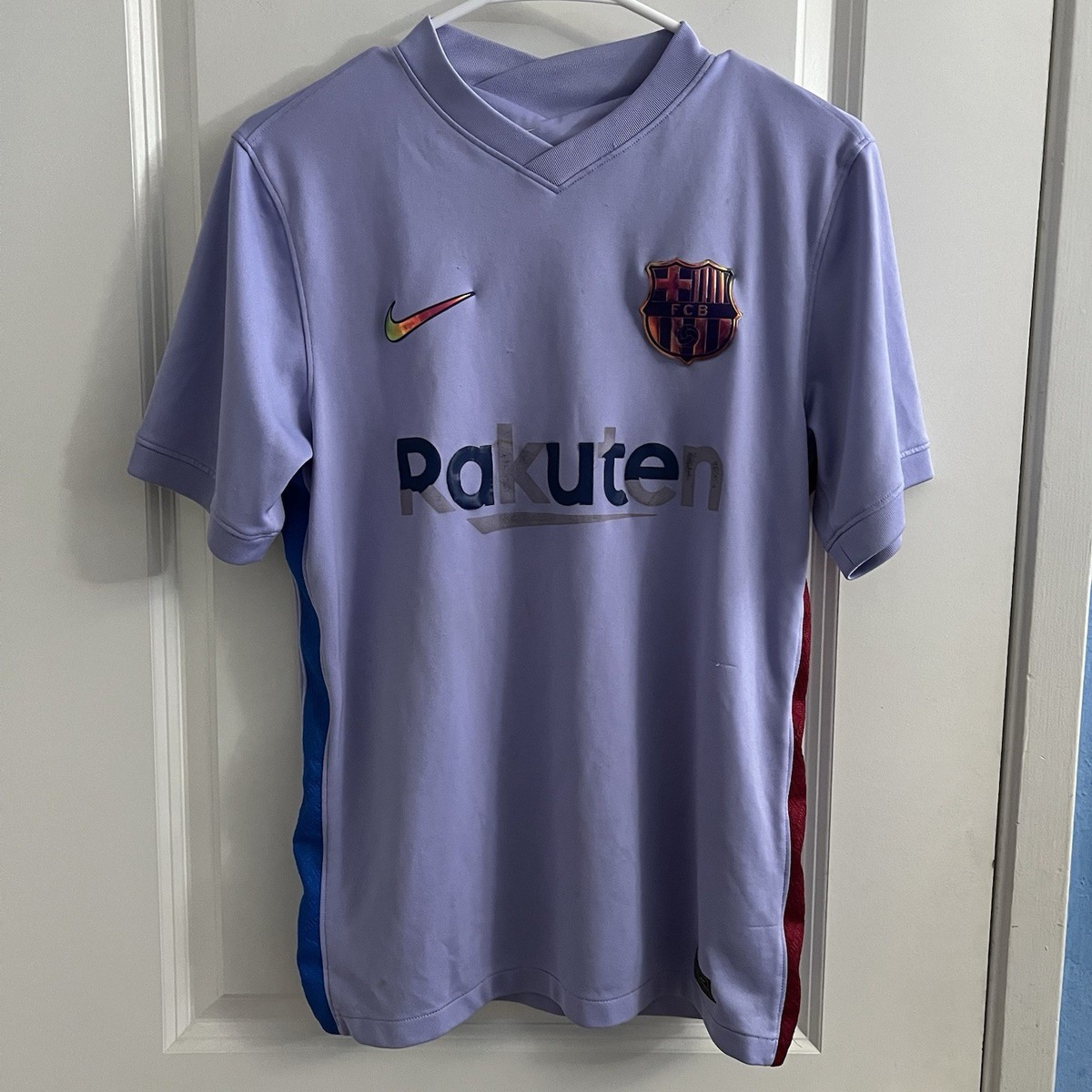 2021/22 Nike FC Barcelona Soccer Jersey Mens Small Purple Fan