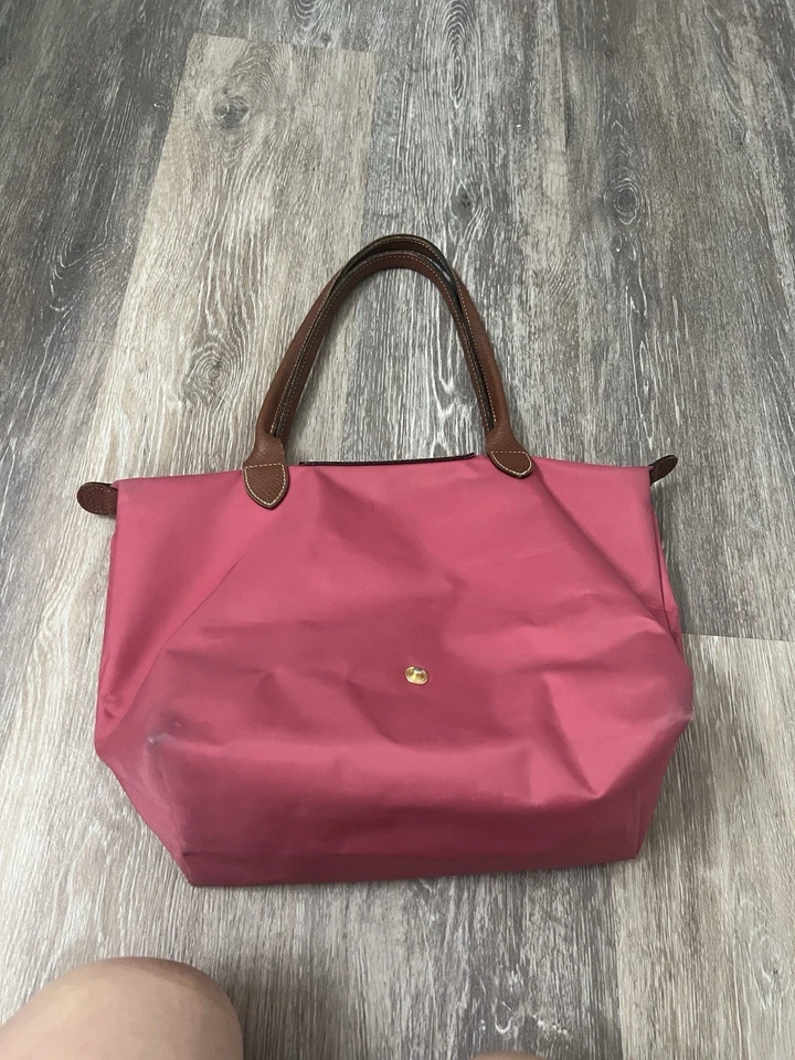 Bolsa tote Longchamp Le Pliage feminina rosa náilon couro marrom feita na França - Imagem 2 de 4